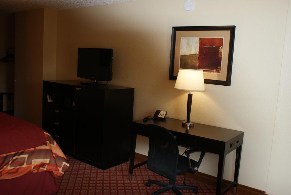 วินด์แฮม การ์เดน สติลวอเตอร์ Hotel ภายนอก รูปภาพ