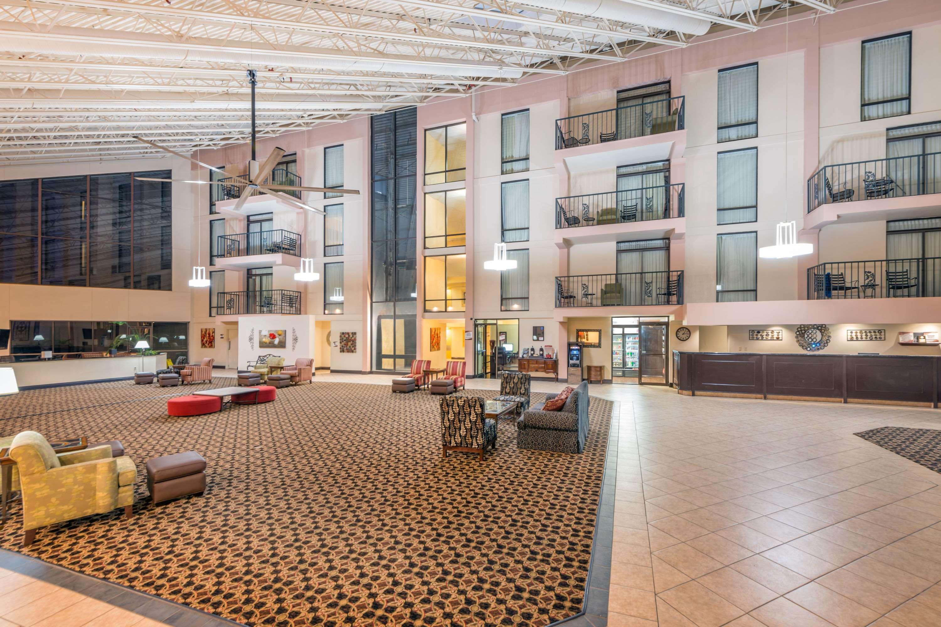 วินด์แฮม การ์เดน สติลวอเตอร์ Hotel ภายนอก รูปภาพ